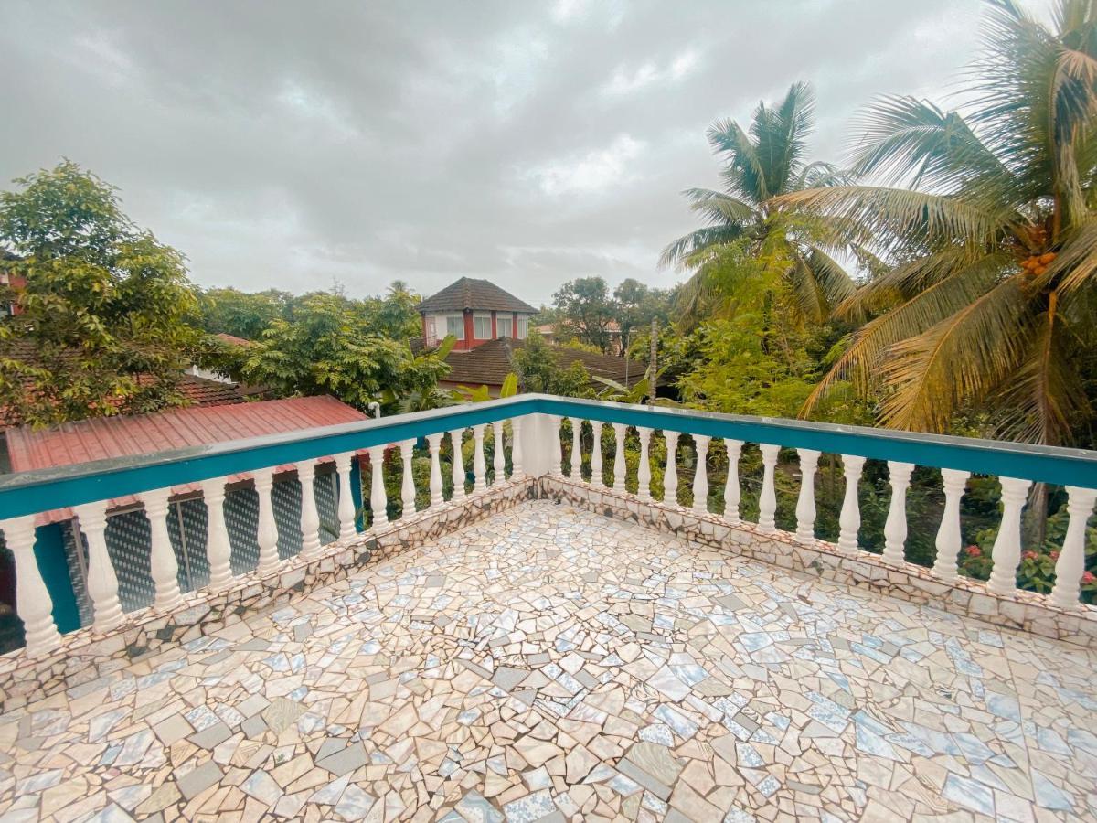 Hostel Honeydew Suites By Goaround Homes Vagator