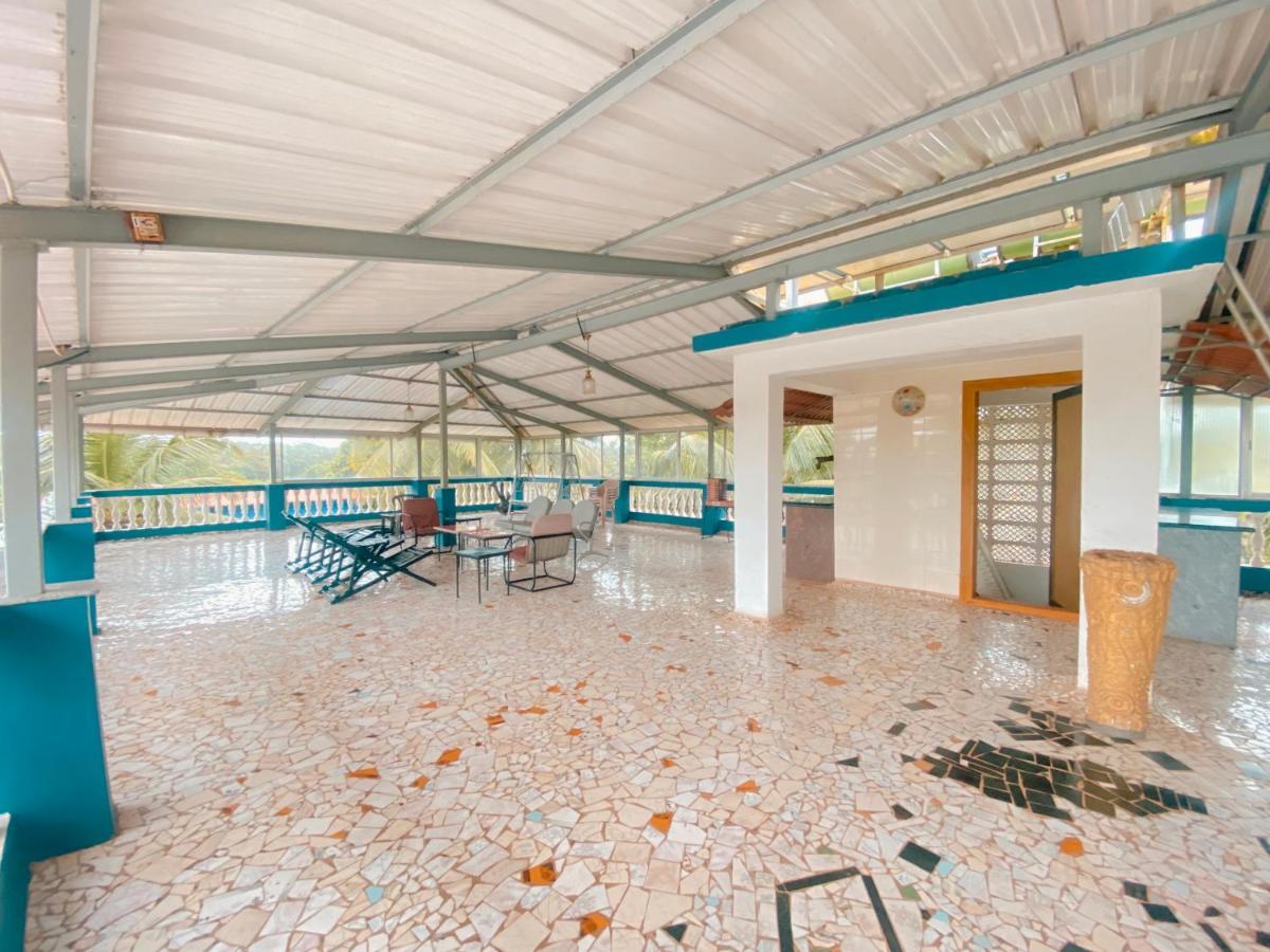 Hostel Honeydew Suites By Goaround Homes